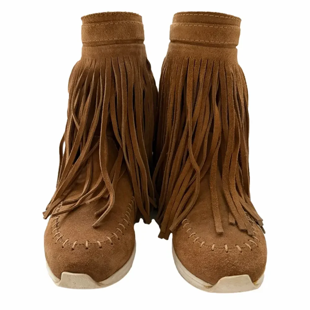 Maison Des Talons Anthropologie Tan Suede Fringe Mocassin Half Boots Size 38/8